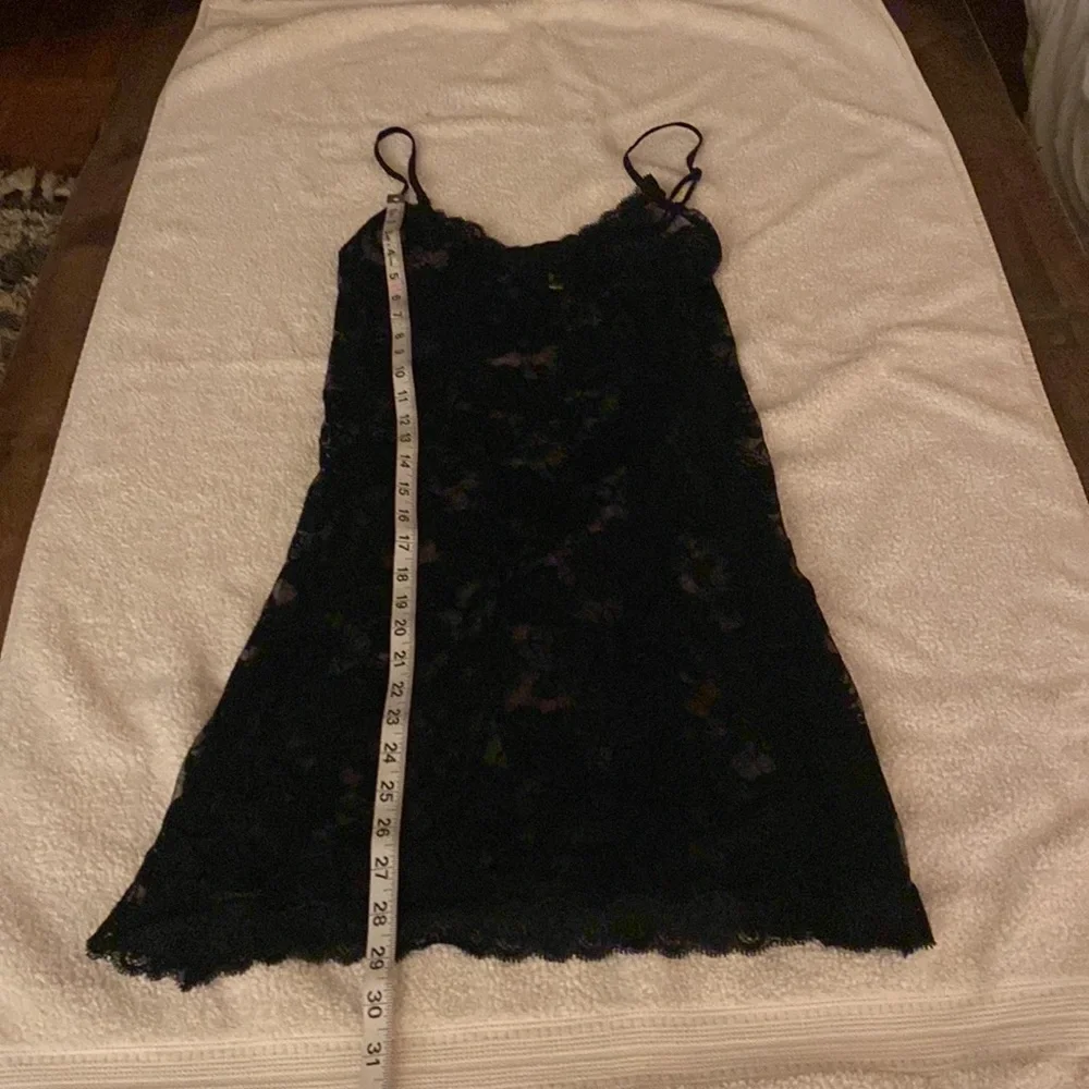 NWOT Delta Burke sheer stretchy negligee. Simply gorgeous & sexy! Floral pattern